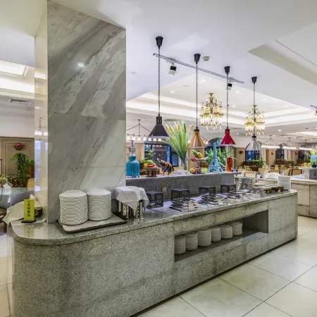 Yanling Bloom Hot Spring Hotel