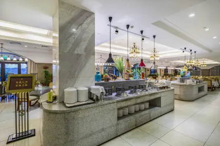 Yanling Bloom Hot Spring Hotel Отели в г. Яньлин