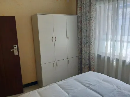 Manas Guangming Hotel