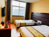 Fengyang Yihua Business Hotel