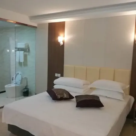 Wanglong Leisure Hotel (Songbei Harbin University of Commerce, Ice & Snow World) Отели рядом с достопримечательностью «Больница Харбина Чэньфэна по гемангиоме»