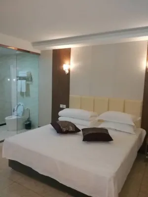 Wanglong Leisure Hotel (Songbei Harbin University of Commerce, Ice & Snow World) โรงแรมใกล้สวนเสือไซบีเรีย