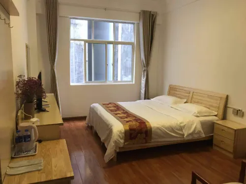 Tengchong Yurui Yingbin Hotel - 2-Star