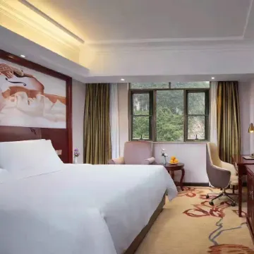 Vienna Hotel (Fengshan)