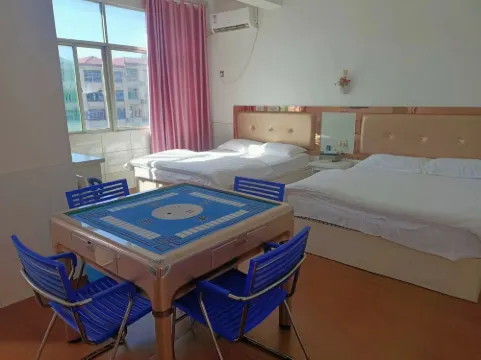 Duchang Guocheng Hotel