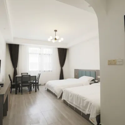 Fairy Mountain Junyi Hotel Hotels near Chongqing Xiannvshan Airport