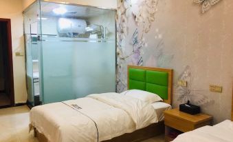 Chenchen Theme Hotel(5 th complete school)