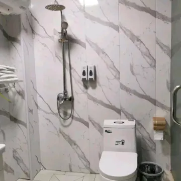 Changge Xingang Express Hotel