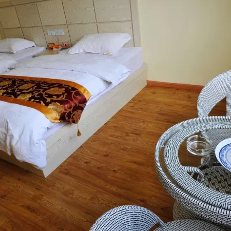 Luoping Xinding Express Hotel