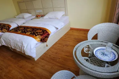 Luoping Xinding Express Hotel