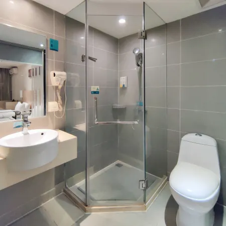 Pinshang Convenient Hotel