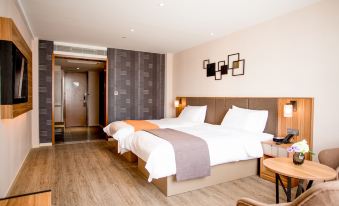 Homeinn Plus Hotel (Qingdao Licun Subway Station Pedestrian Street)