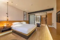 Madison Hotel (Jinan Wanda Plaza Exhibition Center)