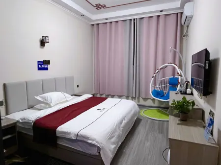 Huakai Homestay, Weishandao Town Отели рядом с достопримечательностью «Tomb of Weizi»