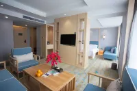 Yulan Holiday Hotel (Shicheng Baofuyuan Tower) Hotels in Shicheng