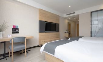 Shankee Tea Style Hotel (Qingdao Licun Commercial Street Wannianquan Road Subway Station)