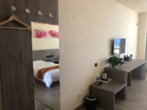 武川怡庭子誠商務賓館 武川酒店