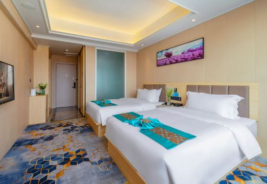 4. 귀하오 라이트 ..