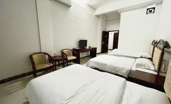 Fengshan Dalisi Business Hotel