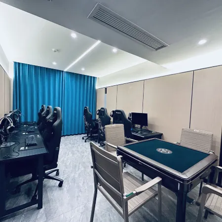 Xihua Dream-chasing E-sports Apartment