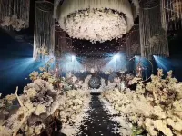 Hoting Holiday Hotel