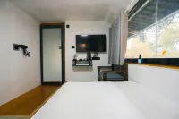 Fanjing Mountain Spring House Homestay