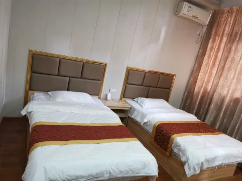 Lijiang Bandao Business Hotel