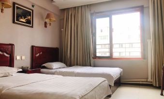 Qingyuan Century Business Hotel