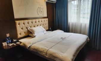 Jinping Hills Express Hotel