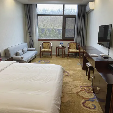 Shiquan Yihe Business Hotel