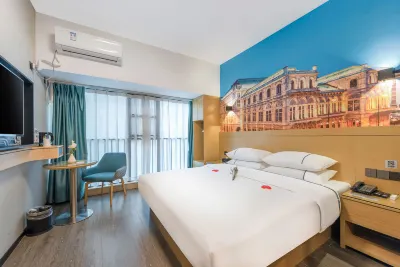 City Comfort Inn Hotel (Xinxing Yuncheng Plaza Wen's Headquarters) Hôtels à : Yunfu