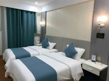 Yunzhongxian Inn (Zongxu Square) Отели рядом с достопримечательностью «Yangsha Lake Colorful Flower Field»