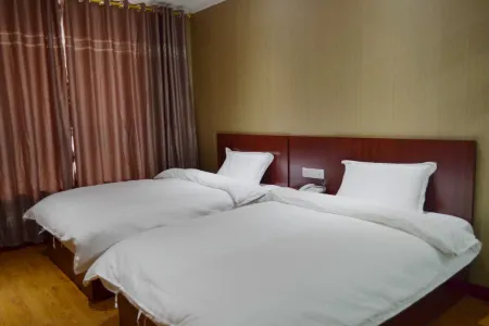 Wanrong Hotel Wenxian