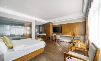 Litang Heming Grand Hotel