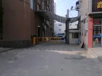 Baijiacheng Hotel (Dayu Linfeng store) - parking