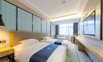 Mi Tianwaitian Boutique Hotel (Huanggang Baota Road Flagship)