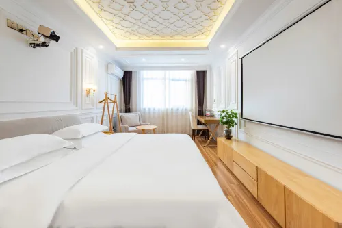 Effie Hotel Hotels in Yi County