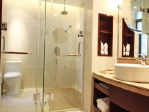 Tianyi East Ring Hotel (East High-speed Railway Station) Hotels near Haikoudong Railway Station