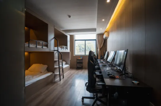 AG Television Hotel (Old Town)