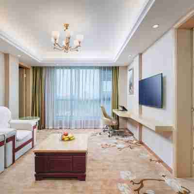 維也納酒店(衢州景區峽口店) Rooms