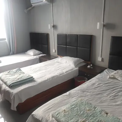 Xinxiang County Friendship Hotel