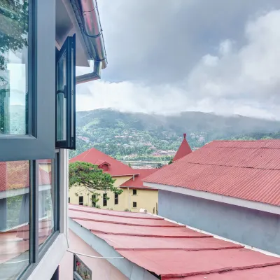 Yinju Guesthouse โรงแรมใกล้หุบเขาวิจิตร
