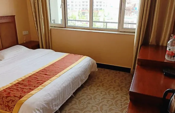 涼城海亮假日酒店