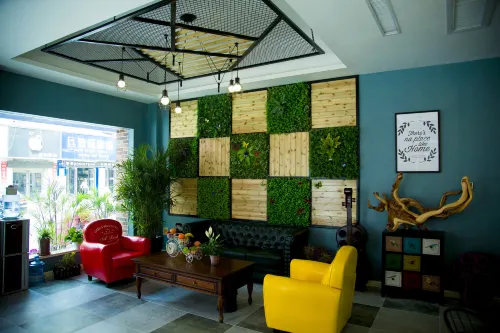 Jiyuan Corner · Meet Theme Hotel - balcony