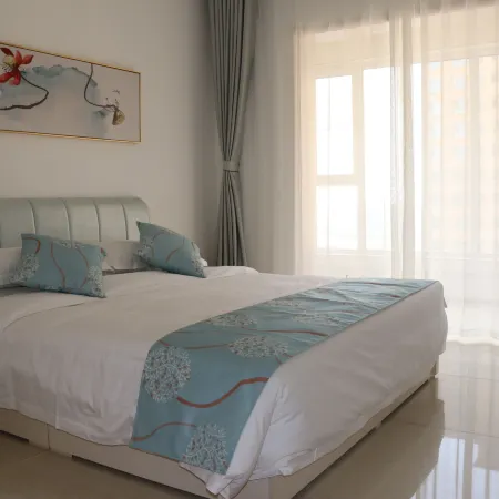 Xingang Apartment