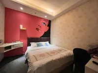 Qujing Ruixin Business Hotel - Bintang 2
