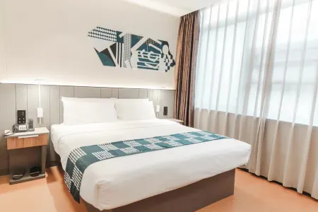 Homeinn Ease Hotel (Shiyan Wuyan Pedestrian Street Renmin North Road) Отели рядом с достопримечательностью «Hubei Automobile Industry College»