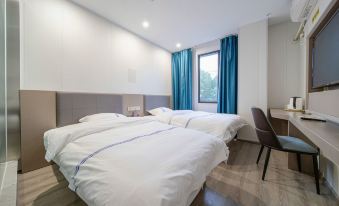 Yijia Business Hotel