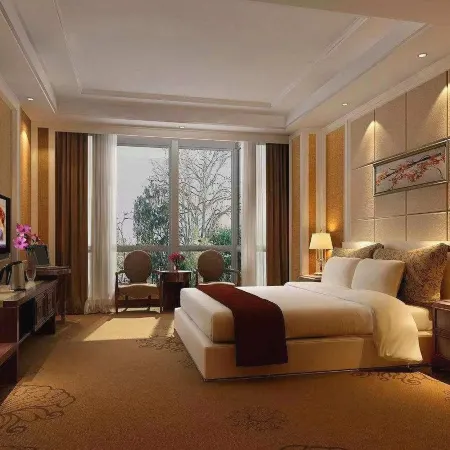Yuganxianghe Business Hotel