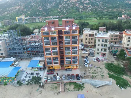 Langqin Coast Hotel Отели рядом с достопримечательностью «Langqin Bay»